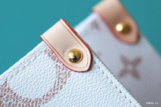 ONTHEGO MM LOUIS VUITTON 0724